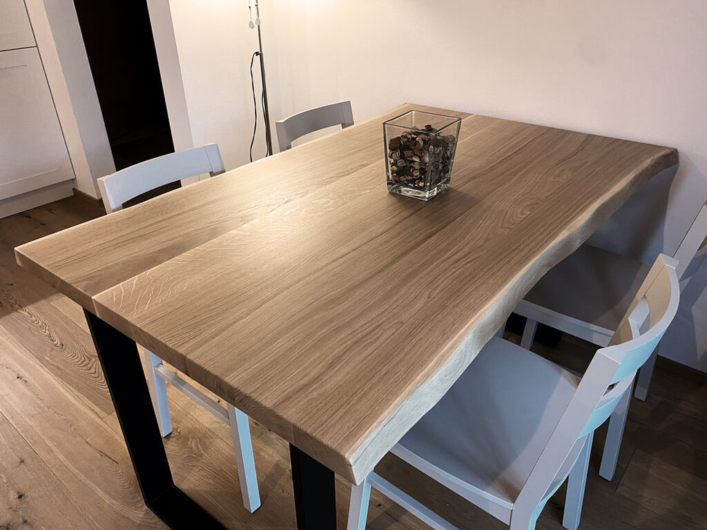 5405523 Tavolo rovere con supporto