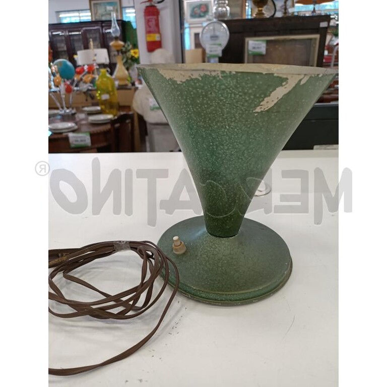 5017973 Television lamp vintage verde