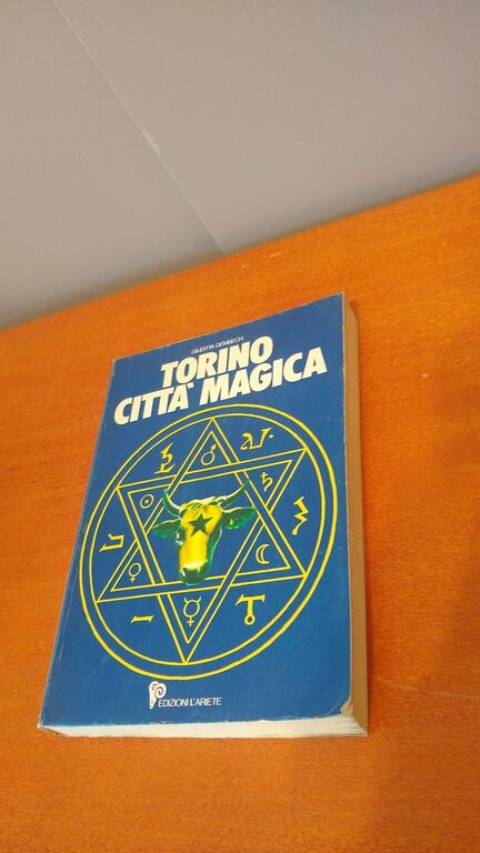 5348188 Torino città magica
