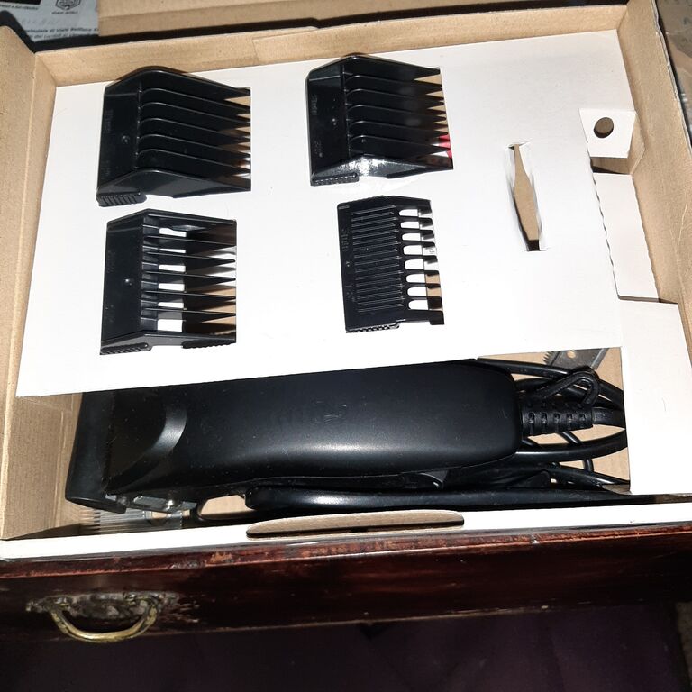 5366177 Tosatore camon nero a corrente