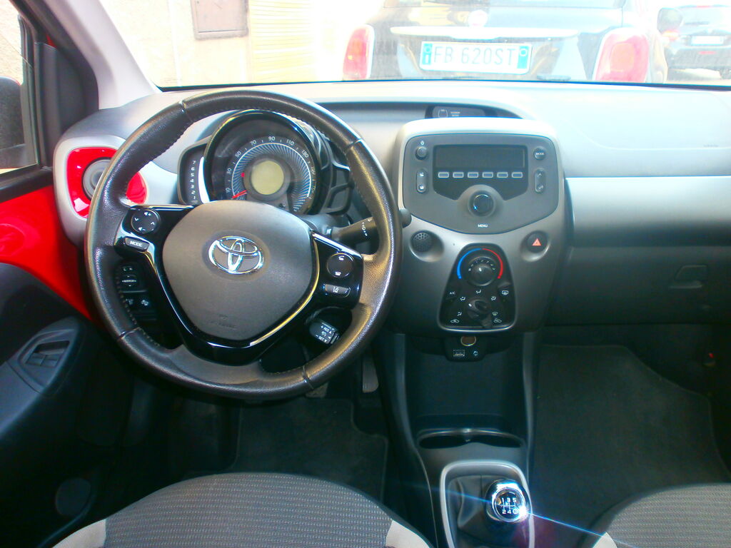 5364282  TOYOTA Aygo 2ª serie TOYOTA