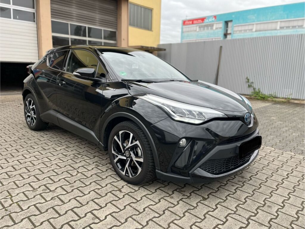 5356087  TOYOTA C-HR Hybrid Team