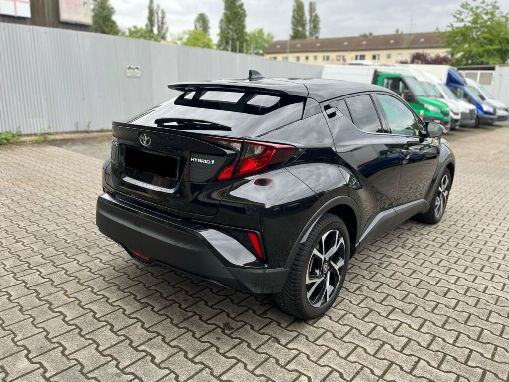 5356088  TOYOTA C-HR Hybrid Team