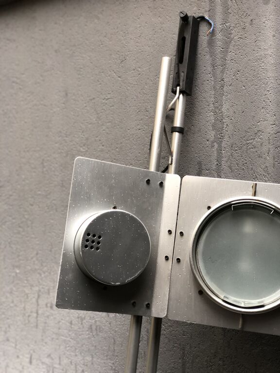 5346972 Traliccio con lampade