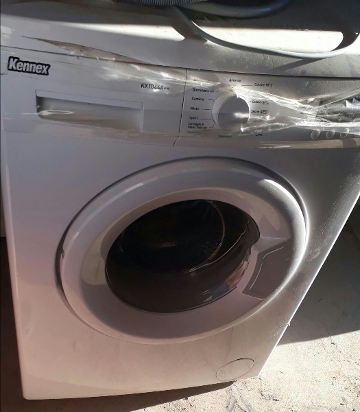 3759111  Vendo lavatrice kennex