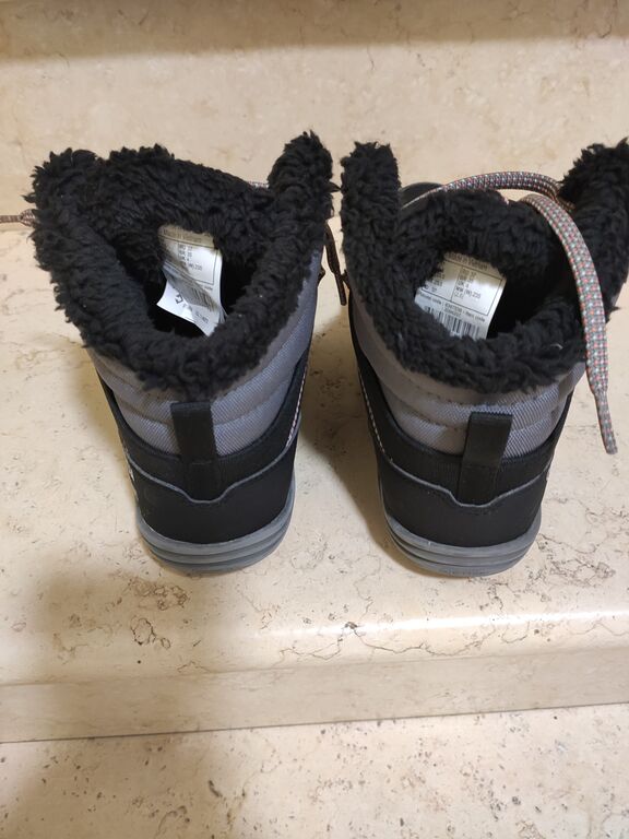 5390511 Vendo scarpe da trekking 