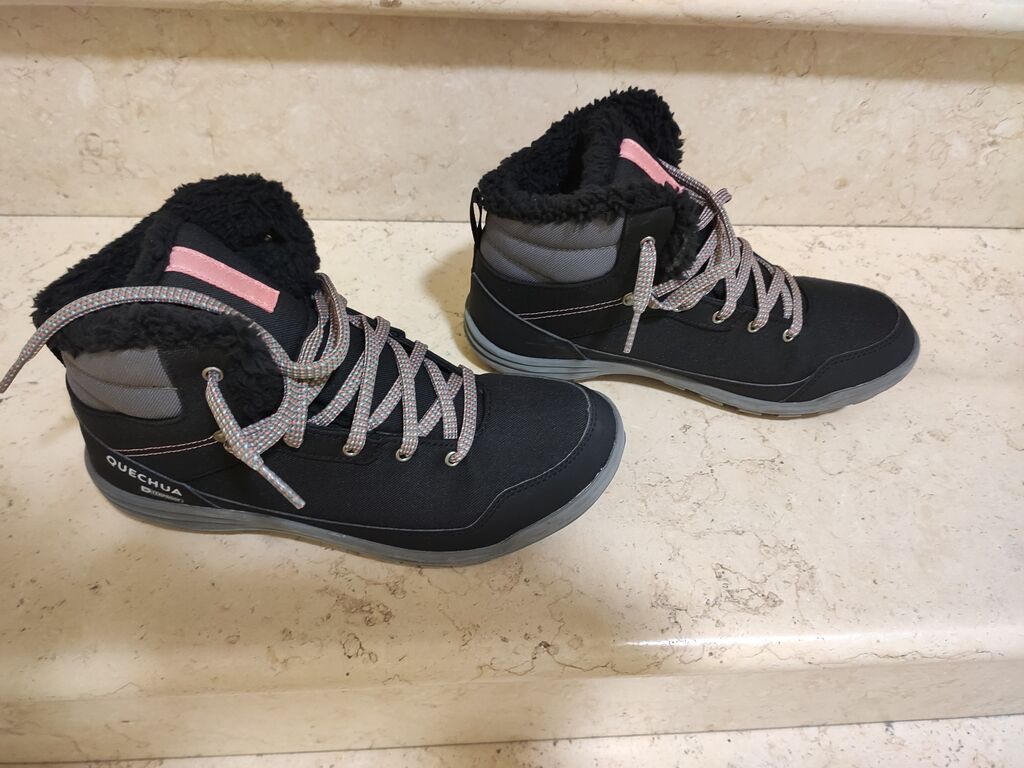 5390512 Vendo scarpe da trekking 