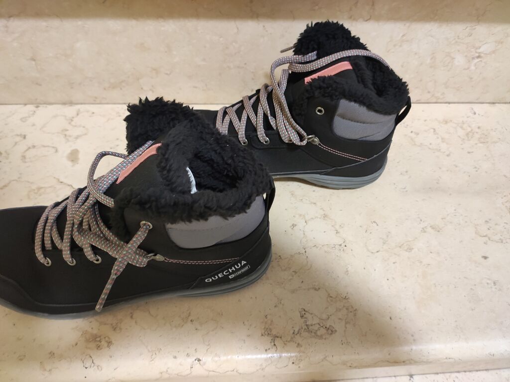 5390514 Vendo scarpe da trekking 