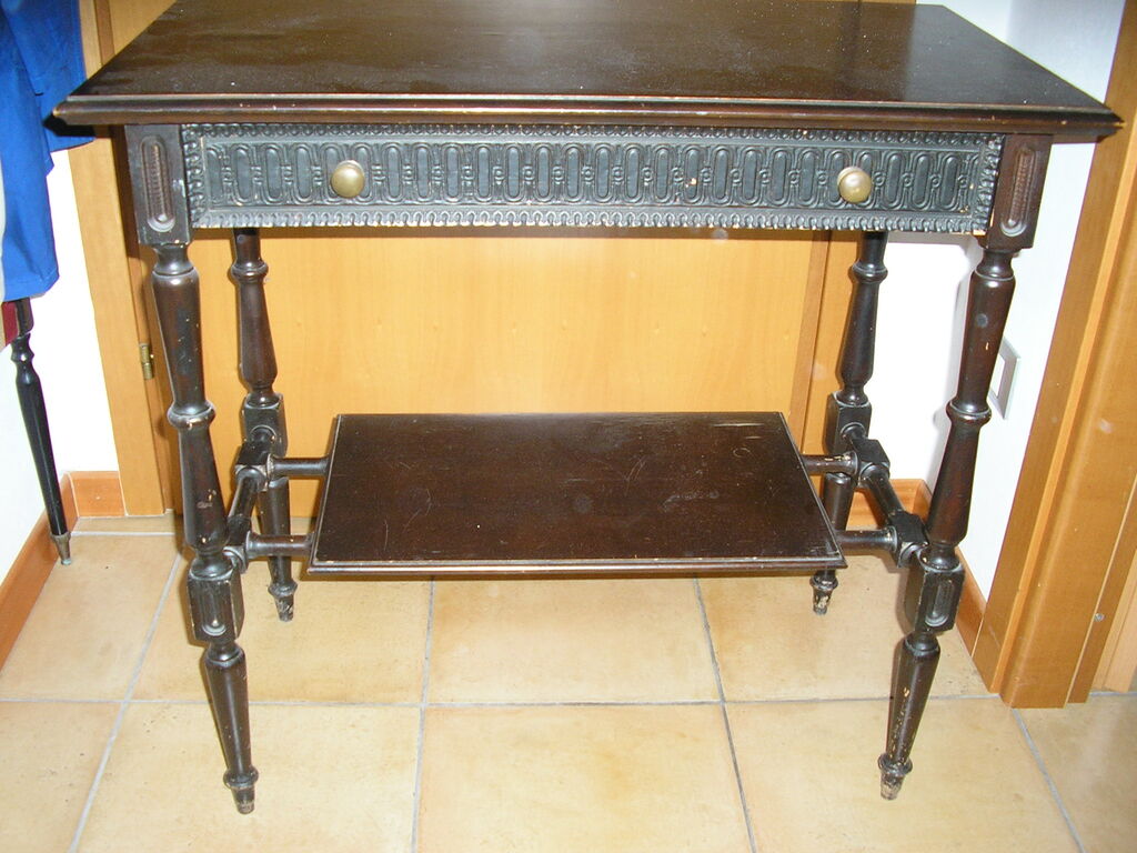 5390517 Vendo tavolino antico