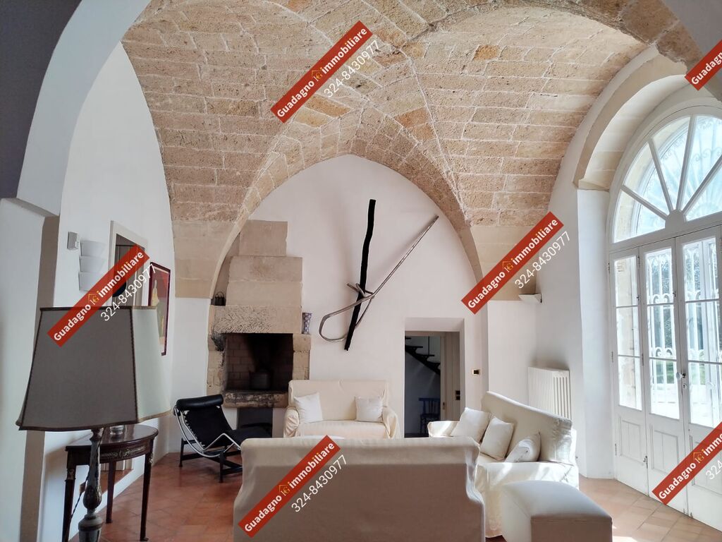 5402554  villa mq400 Finiture di pregio