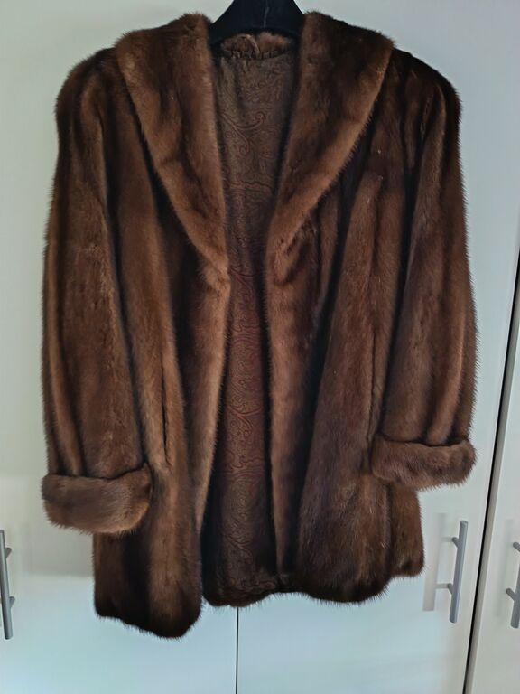 5402824 Visone iconico anni 80