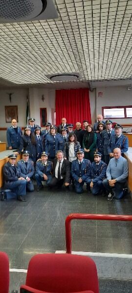 5350556 vitaliano gallo dirige i