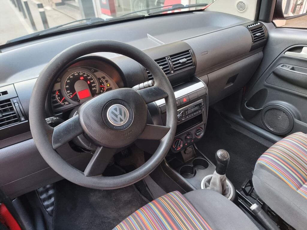 5362561  VOLKSWAGEN Fox 1.4 tdi Easy 70