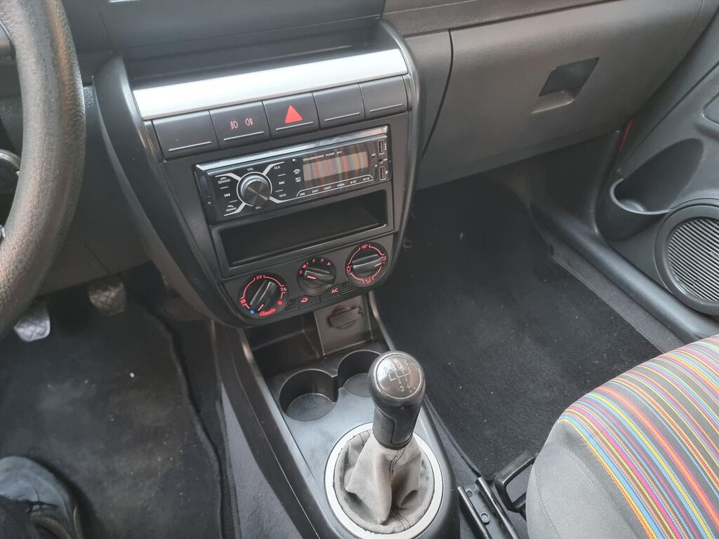 5362563  VOLKSWAGEN Fox 1.4 tdi Easy 70