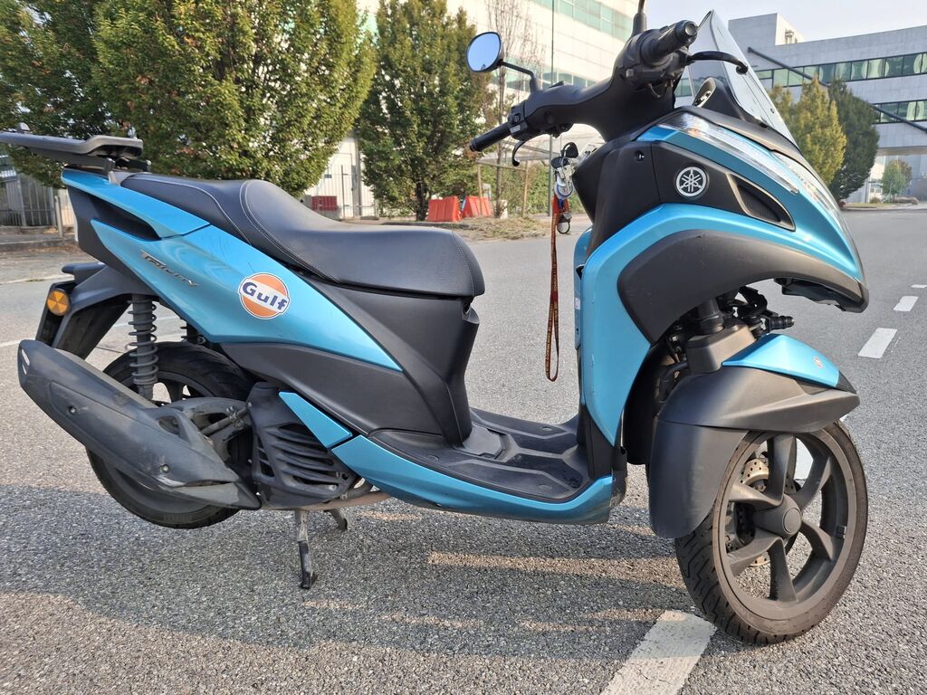 5405484  YAMAHA TRX Tricity