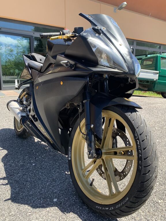 5380893  YAMAHA YZF YZF R125