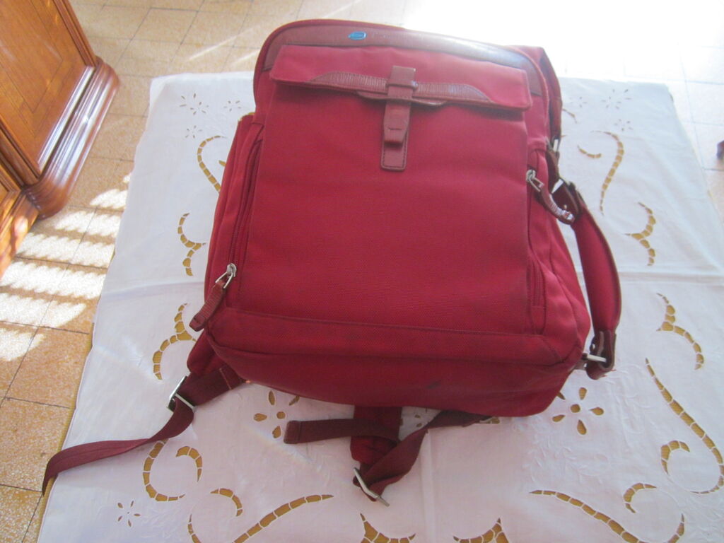 5402774 Zaino-piquadro-trasformabile a