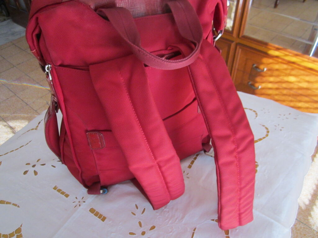 5402776 Zaino-piquadro-trasformabile a